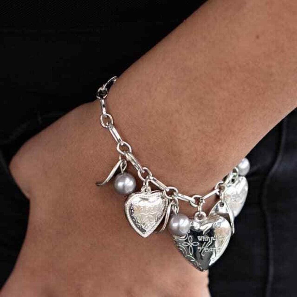 Paparazzi Jewelry Accessories - Love Will Find A Way - Silver Bracelet - Vintage - Picture 3 of 4
